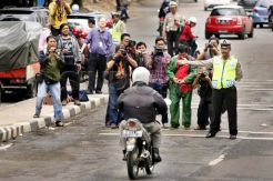 Razia pengendara sepeda motor di JLNT