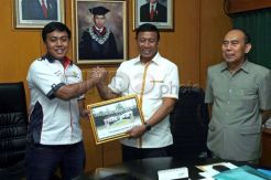 Wiranto dukung Si Pitung berlaga di Shell Eco-Marathon 2014 Manila