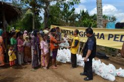Bantuan korban banjir Banten dari Artha Graha Peduli