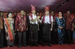Pasangan capres dan cawapres dari partai Hanura WIN-HT kunjungi sejumlah lokasi pengungsi Sinabung