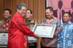 Dinilai kritis, Bambang Soesatyo peroleh penghargaan The Best and The Next LegislatorAward 2014