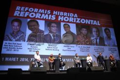 Diskusi Reformis Hibrida-Reformis Horizontal