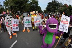 Tolak kampanye di CFD