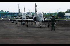 4 pesawat Hawk ikuti latihan tempur di Palembang