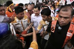 Kader dan simpatisan antusias menyambut HT di Makassar