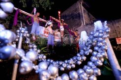 Hiasan lampion sambut Paskah