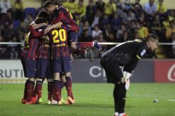 Barcelona raup tiga angka di El Madrigal