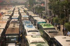 Ratusan bus buruh penuhi Jalan MH Thamrin