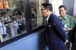 Wali kota Bandung tinjau pelaksanaan Ujian Nasional SMP