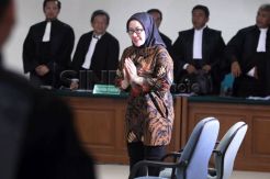 Sidang perdana, Ratu Atut terancam hukuman 15 tahun penjara