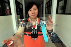 Anti-lost element karya siswa SMAK