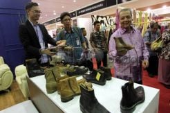 Menperin buka pameran sepatu dan fesyen kulit