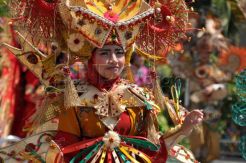 Peragaan busana dari Bambu
