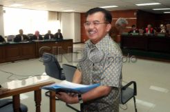 Jusuf Kalla Jadi Saksi Meringankan Untuk Sudjadnan Parnohadiningrat