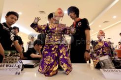 Robot-Robot Karya Mahasiswa Ramaikan Festival TIK di Manado