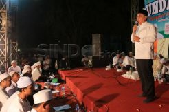 Menteri PDT Hadiri Temu Alumi Undar