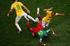 Hempaskan Kamerun 4-1, Brazil Juara Grup A