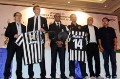Agustus, Juventus Kunjungi Indonesia