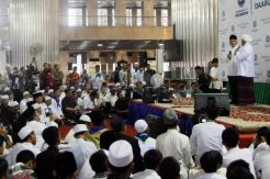 Cawapres Hatta Rajasa Hadiri Tabligh Akbar Aa Gym