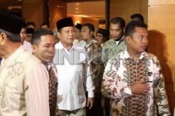 Capres Prabowo Buka Puasa Bersama Keluarga Aburizal Bakrie