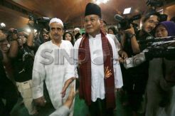 Prabowo Buka Bersama Warga Hambalang