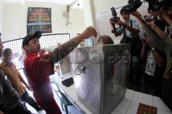Tahanan Polrestabes Semarang Gunakan Hak Pilih