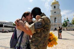 Upacara Sumpah Kesetiaan Relawan Ukraina
