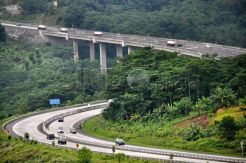 Tol Semarang-Ungaran Masih Sepi