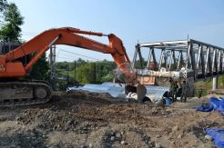 Perbaikan Jembatan Comal Dikebut
