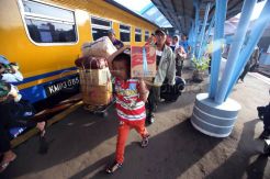 Stasiun Kertapati Palembang Mulai Padat