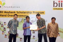 BII-Maybank FoundationScholarship Salurkan Beasiswa Tahap Kedua