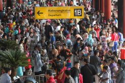 Bandara Soekarno-Hatta Disesaki Pemudik