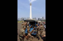 Penertiban PKL di Monas