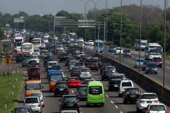 Arus Balik Mulai Padati Tol Karawang