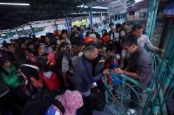 Arus Balik, Kembali Keperantauan