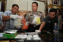 Polrestabes Surabaya Amankan 1,4 Kg Sabu
