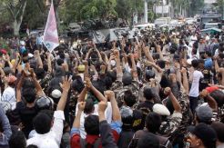 Demo Pendukung Prabowo-Hatta di KPU Sumut