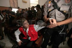 Agun Jalani Sidang Perdana