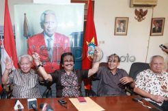 SOKSI dan MKGR Desak Munas Golkar