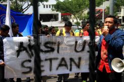 Mahasiswa Ingatkan Anggota DPRD Jateng Tidak Korupsi