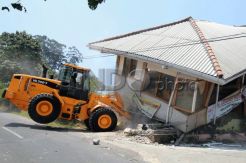 Bangunan Liar di Lembang Ditertibkan