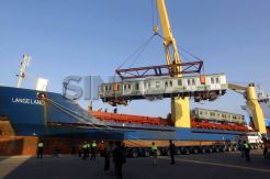 32 Gerbong KRL Dari Jepang Tiba di Tanjung Priok