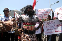 Warga Rembang Dukung Pembangunan Pabrik Semen
