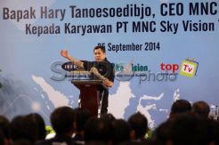 HT Beri Pengarahan di Depan Ratusan Karyawan MNC Sky Vision