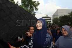Anas Urbaningrum Dijenguk Istri