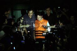 KPK Tahan Cahyadi Kumala