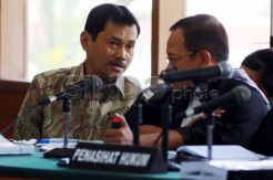 Rahmat Yasin Jalani Sidang Lanjutan
