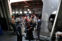 Warga Antusias Ikuti Joy Sailing Dengan KRI