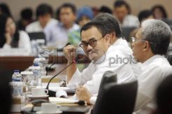 Komite II DPD Gelar RDP Dengan Menteri ESDM