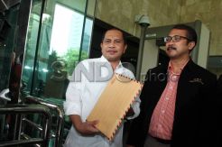 Menteri Marwan Jafar Serahkan LHKPN